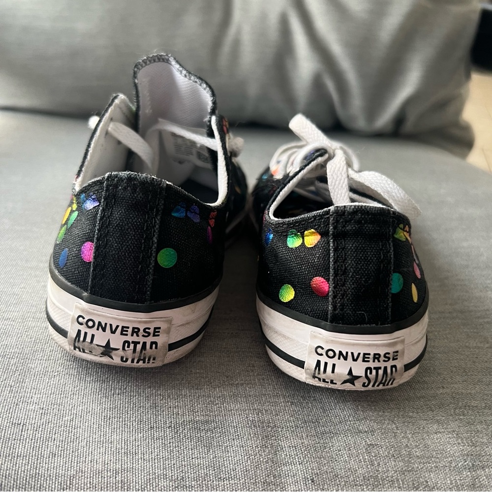 Kids Chuck Taylors - Picture 4 of 8